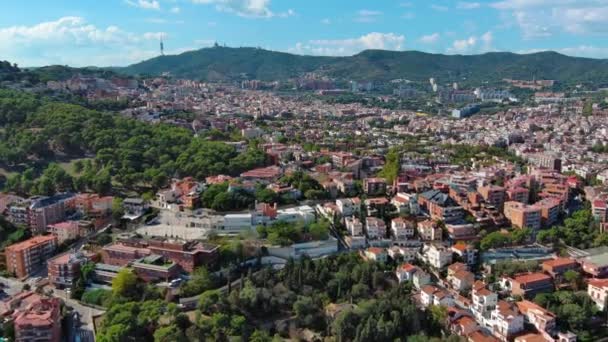 Barselona Şehrinin Ufuk Çizgisi Güneşli Bir Günde Horta Guinardo Nou — Stok video