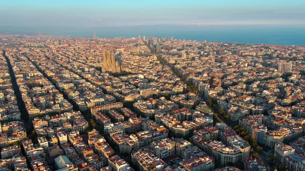 Vista Aérea Del Horizonte Ciudad Barcelona Basílica Sagrada Familia Eixample — Foto de Stock