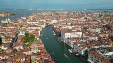 Venedik şehrinin gökyüzü manzarası, Ponte dellAccademia, İtalya