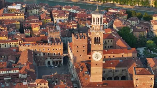 Verona Stedelijke Skyline Uitzicht Vanuit Lucht Piazza Delle Erbe Torre — Stockvideo