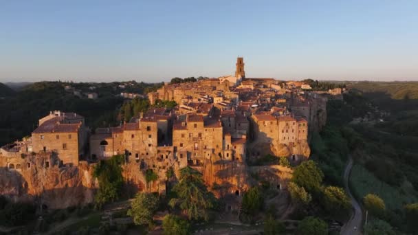 Vista Aérea Atardecer Ciudad Medieval Pitigliano Toscana Provincia Grosseto Italia — Vídeo de stock