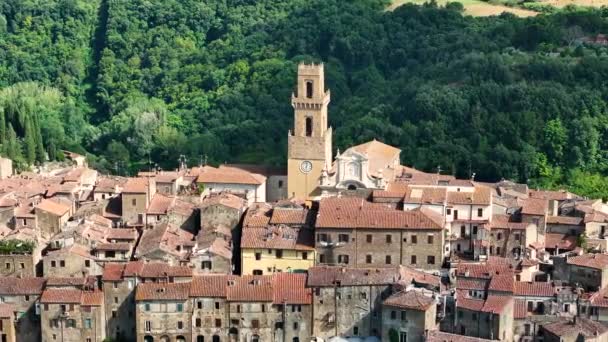 Średniowieczna Dzwonnica Katedry Santi Pietro Paolo Pitigliano Toskania Włochy Zdjęcia — Wideo stockowe