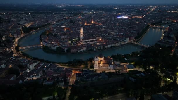 Veduta Aerea Dello Skyline Verona Notte Ponte Pietra Oltre Adige — Video Stock