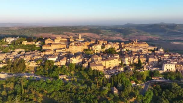 Salida Del Sol Vista Aérea Del Horizonte Medieval Montepulciano Destacando — Vídeo de stock