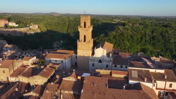 Medeltida Klocktornet Katedralen Santi Pietro Paolo Pitigliano Toscana Region Italien — Stockvideo