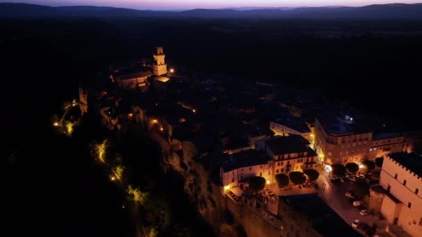 Ohromující Letecký Noční Pohled Pitigliano Historické Středověké Město Uhnízděné Provincii — Stock video