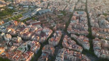 Barselona silueti ve Kutsal Haç Hastanesi ve Santa Creu i Sant Pau Saint Paul de la. Katalonya, İspanya