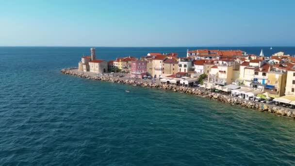 Widok Lotu Ptaka Miasto Piran Wybrzeże Adriatyku Letni Dzień Morza — Wideo stockowe