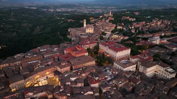 Luftaufnahme Der Skyline Der Stadt Perugia Bei Nacht Der Hauptstadt — Stockvideo