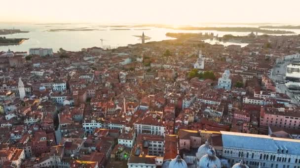 Estableciendo Una Vista Aérea Del Horizonte Del Amanecer Venecia Italia — Vídeos de Stock