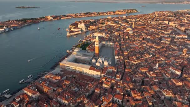 Légi Felvétel Készítése Velence Városáról Napkeltekor Szent Márk Tér Doges — Stock videók