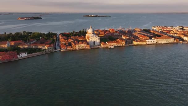 Panorama Aéreo Venecia Destacando Giudecca Chiesa Del Santissimo Redentore Italia — Vídeos de Stock