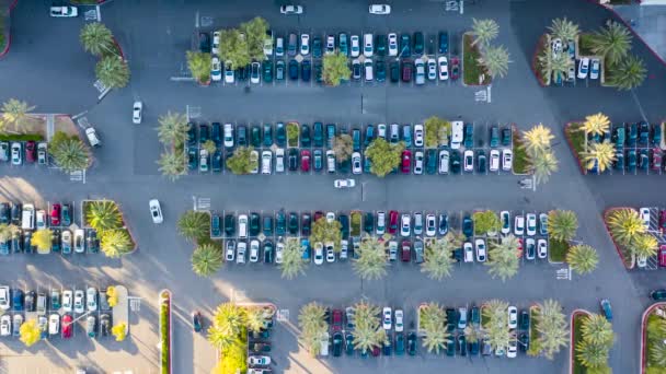 Перемикання Часу Руху Автомобіля Паркування Виїзд Паркінгу Вид Зверху Дрона — стокове відео