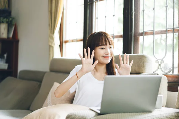Asia Student Online Studeren Thuis Blijven Voor Een Nieuw Normaal — Stockfoto
