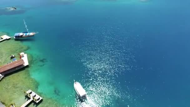 Drone Bateau Flottant Sur Des Eaux Azur Antalya Kas Turquie — Video