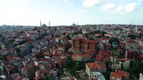 位于Balat的Fener Rum东正教学院 土耳其语 Fener Rum Lisesi 的Drone视图 — 图库视频影像