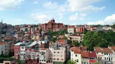 Balat 'ta Fener-Rum Ortodoks Koleji (Türkçe: Fener-Rum Lisesi) insansız hava aracı görüntüsü