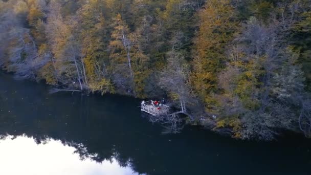 Вид Воздуха Осенний Пейзаж Озеро Болу Едиглер Семь Озер Осеннего — стоковое видео