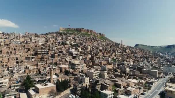 从空中俯瞰马尔丁市 美索不达米亚一个美丽的城市马尔丁历史城 — 图库视频影像