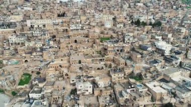 Mardin 'in havadan görünüşü. Mezopotamya 'da harika bir şehir. Mardin 'in Tarihi Şehri.