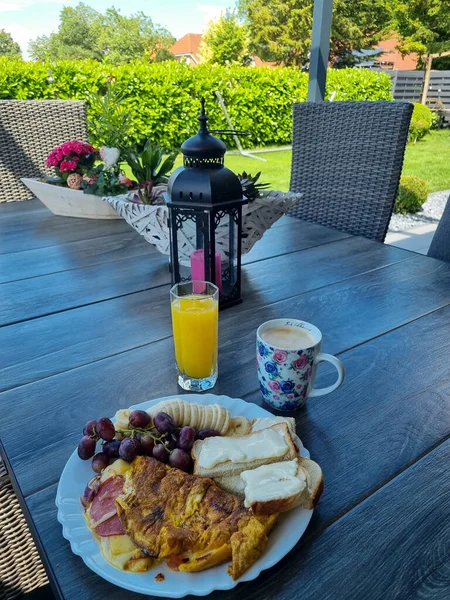 Desayuno Saludable Para Ganadores Atletas Omlet Toast Grapes Orange Juice — Foto de Stock
