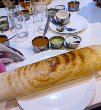 Hint yemeği, Hint restoranı. dosa