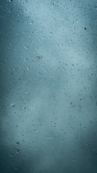 Air Hujan Tetes Atas Kaca Dengan Bayangan — Stok Foto