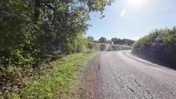 Jesienna Przejażdżka Spokojnych Wiejskich Drogach — Wideo stockowe