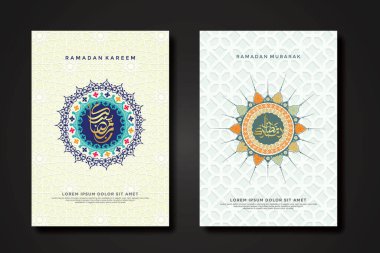 Ramazan olayının arka plan şablonunu kaligrafi Arap raamazanı, daire şeklindeki çiçekli mozaik İslami sanat süsü ve arka plandaki doku efekti detaylarıyla ayarla. Vektör illüstrasyonu.