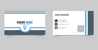Modern Minimalist İş Kartı Şablonu. Düzenlenebilir adı, başlığı, iletişim bilgilerine, web sitesine sahip ön ve arka tarafları içerir.