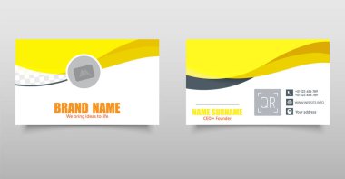 Dalgalı kartvizit. İletişim bilgileriyle. Şirket, dijital ve başlangıç kullanımı için ideal