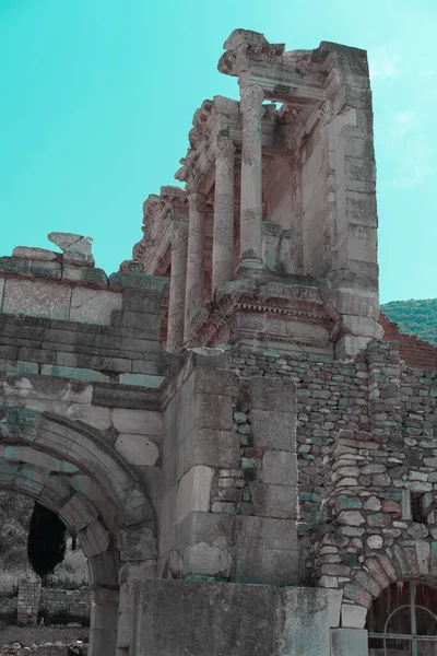 エペソ イズミル トルコ 古代ギリシャの寺院の遺跡ジェラシュ市で最も有名なランドマークの首都 — ストック写真