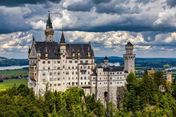 Сказочный Замок Нойштайн Фрайбургом Бавария Германия Вид Знаменитый Замок Нойштайн — стоковое фото