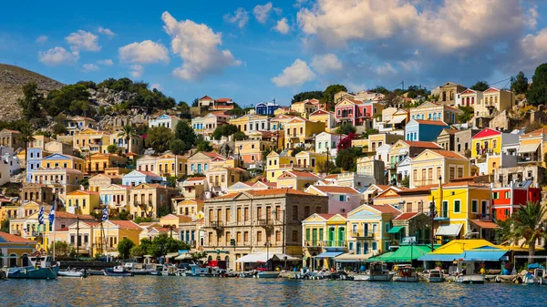 View Beautiful Greek Island Symi Simi Colourful Houses Small Boats — стокове фото