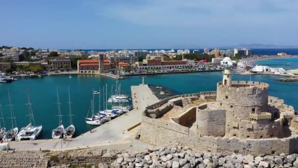 Port Mandraki Posągiem Jelenia Gdzie Stał Kolos Fort Mikołaja Rodos — Wideo stockowe