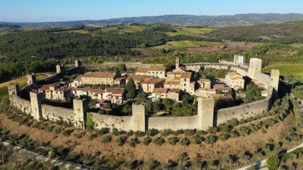 Beautiul Aerial View Monteriggioni Tuscany Medieval Town Hill Tuscan Scenic — стоковое видео
