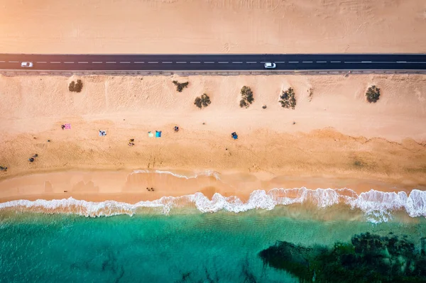 stock image Aerial view of beach in Corralejo Park, Fuerteventura, Canary Islands. Corralejo Beach (Grandes Playas de Corralejo) on Fuerteventura, Canary Islands, Spain. Beautiful turquoise water and white sand.