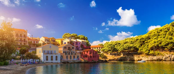 Turquoise Colored Bay Mediterranean Sea Beautiful Colorful Houses Assos Village — Stock Photo, Image