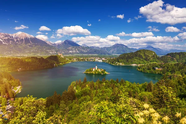 Lago Bled Eslovenia Hermoso Lago Montaña Con Pequeña Iglesia Peregrinación — Foto de Stock
