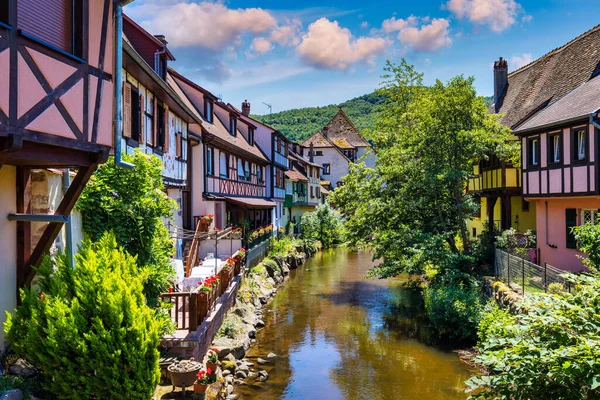 阿尔萨斯的Kaysersberg是法国最美丽的村庄之一法国大东部地区上莱茵省阿尔萨斯的卡瑟斯贝格 阿尔萨斯的Kaysersberg小村庄 — 图库照片