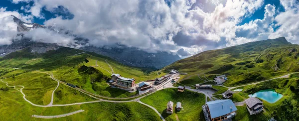 Kleine Scheidegg Przełęcz Górska Wysokości 2061 Położona Poniżej Pomiędzy Szczytami — Zdjęcie stockowe
