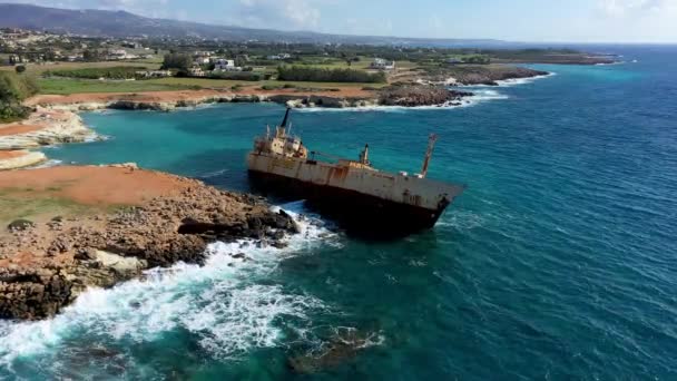 Opuszczony Wrak Statku Edro Iii Wybrzeżu Peyii Niedaleko Pafos Cypr — Wideo stockowe
