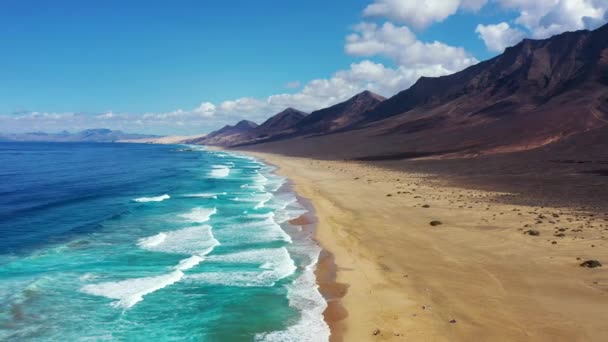 Erstaunlicher Strand Von Cofete Mit Endlosem Horizont Vulkanische Hügel Hintergrund — Stockvideo