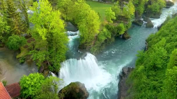 Hırvatistan Slunj Kenti Yakınlarındaki Rastoke Köyü Korana Nehrinin Şelalelerindeki Eski — Stok video