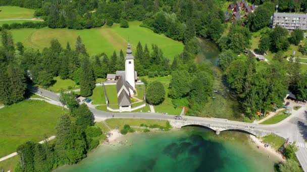 Вид Воздуха Озеро Бохинь Джулианских Альпах Популярное Туристическое Направление Словении — стоковое видео