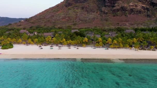 Tropikal Manzara Mauritius Adasının Güzel Plajları Morne Popüler Lüks Tatil — Stok video