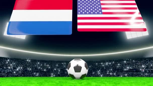 オランダやオランダ アメリカやアメリカの国旗が上から掲揚されます スタジアムの緑のフィールドにサッカーやサッカーボール群衆のカメラが点滅でいっぱい — ストック動画