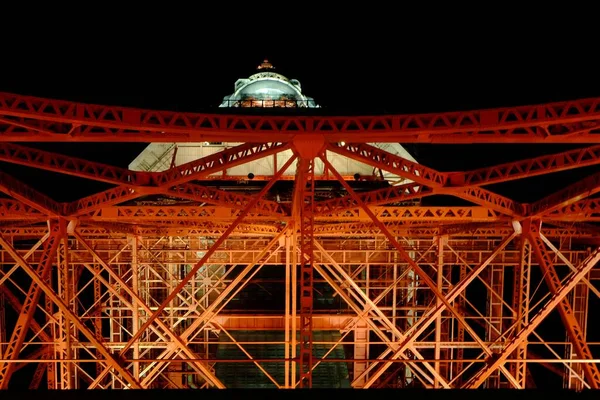 Nízký Úhel Záběru Tokijské Věže Noci — Stock fotografie