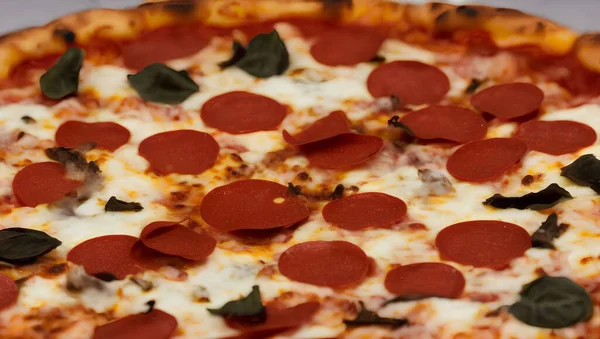 Foto Deliciosa Pizza Con Queso Otros Ingredientes —  Fotos de Stock