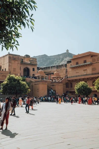 Ottobre 2022 Sacco Visitatori Nel Cortile Del Palazzo Amber Jaipur — Foto Stock